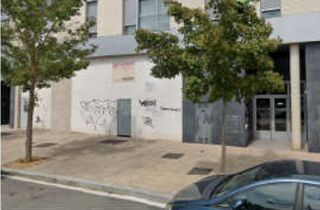 Local Comercial a CL OYON.