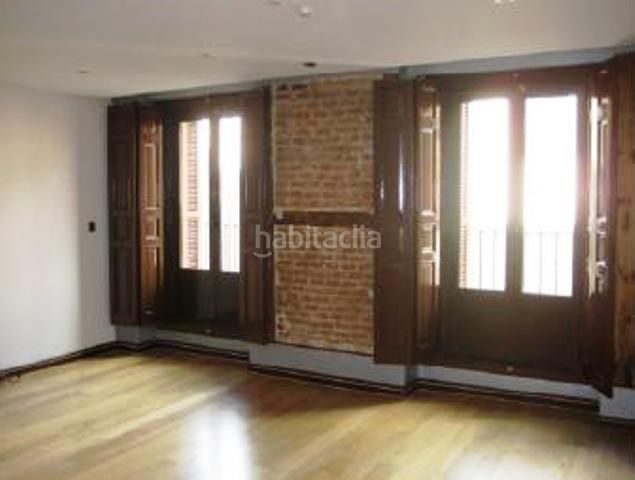 Foto be2385d7-dbf0-4e60-b032-3b501f22123f. Pis a Cortes-Huertas Madrid
