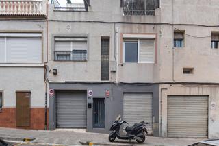 Pis  C/ olivera de sistrells. Solvia inmobiliaria  piso badalona