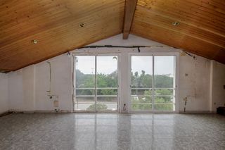Chalet  Avda. les botigues. Solvia inmobiliaria  chalet independiente castelldefels