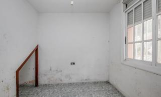 Xalet  Avda. les botigues. Solvia inmobiliaria  chalet independiente castelldefels