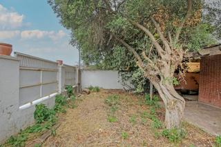 Chalet  Avda. les botigues. Solvia inmobiliaria  chalet independiente castelldefels