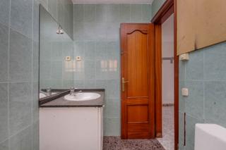 Xalet  Avda. les botigues. Solvia inmobiliaria  chalet independiente castelldefels