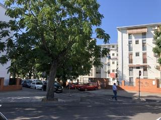 Pis  C/ motril. Solvia inmobiliaria  piso córdoba