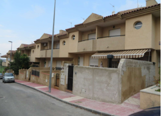 Maison jumelée  C/infanta elena. Solvia inmobiliaria  chalet adosado espinardo
