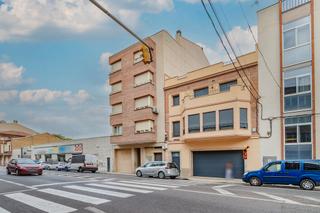 Pis  C/ ferrer i busquets. Solvia inmobiliaria  piso mollerussa