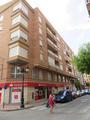 Pis  C/ gran vía. Solvia inmobiliaria  piso sax