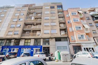 Pis  C/ mariano benlliure. Solvia inmobiliaria  piso elcheelx