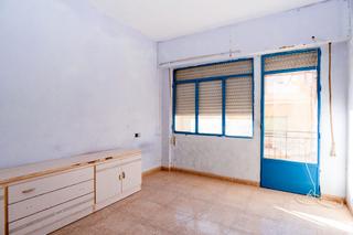 Piso  C/ almería. Solvia inmobiliaria  piso águilas