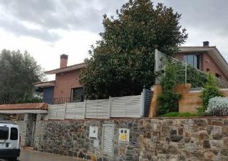 Xalet  C/ tramuntana. Solvia inmobiliaria  chalet independiente sant quirze del vallès