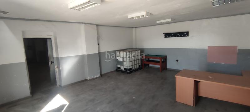 Foto 991b726d-9de9-4e26-a4d0-73222fcf238f. Fabrikhalle in Campo Alto-Club de Campo Elda