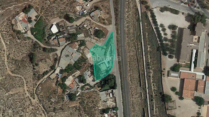 Foto b1cf9165-d447-47f5-b32d-4a56b61ce9d0. Fabrikhalle in Campo Alto-Club de Campo Elda