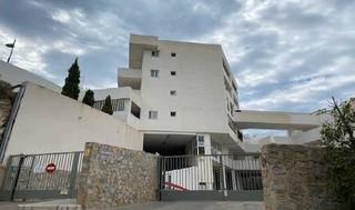 Pis  C/ sierra dorada - res villa marina -. Solvia inmobiliaria  piso benidorm