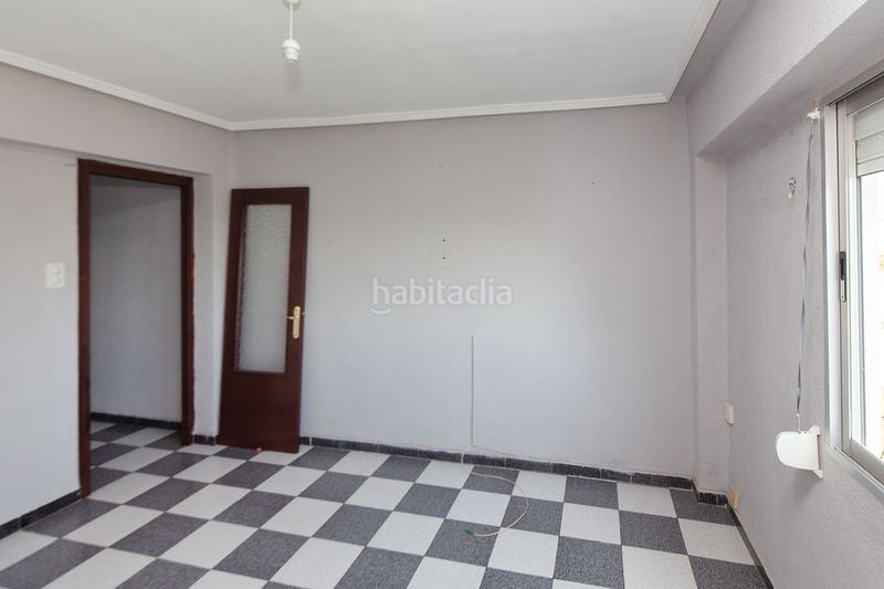 Foto 8aa45d36-7ba7-4cf4-93dc-4c2e45e1e17c. Pis a Centro Chiva