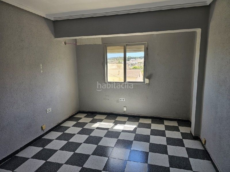 Foto e73c6d08-e39c-4fd3-ab45-72599f403001. Pis a Centro Chiva
