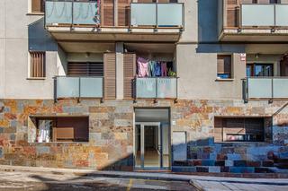 Local Comercial  C/ nou de sant antoni. Solvia inmobiliaria  locales olot