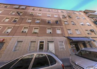 Pis  C/ manuel ruiz magro. Solvia inmobiliaria  piso elcheelx