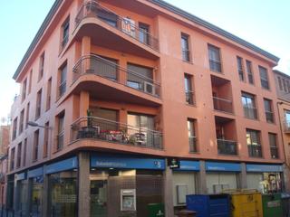 Pis  C/ abat oliva. Solvia inmobiliaria  piso salt