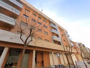 Pis  C/ roger de belfort. Solvia inmobiliaria  piso reus