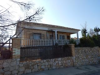 Xalet  C/ gerona. Solvia inmobiliaria  chalet independiente chiva