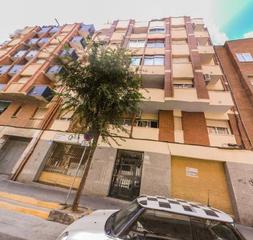 Appartement  C/ igualtat. Solvia inmobiliaria  piso hospitalet de llobregat el