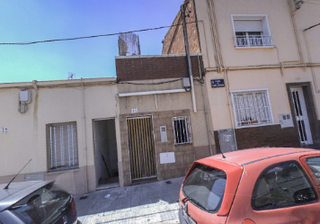 Maison jumelée  C/sant ferran. Solvia inmobiliaria  chalet adosado terrassa