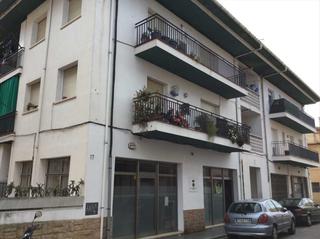 Pis  C/ ave maria. Solvia inmobiliaria  piso santa coloma de farners
