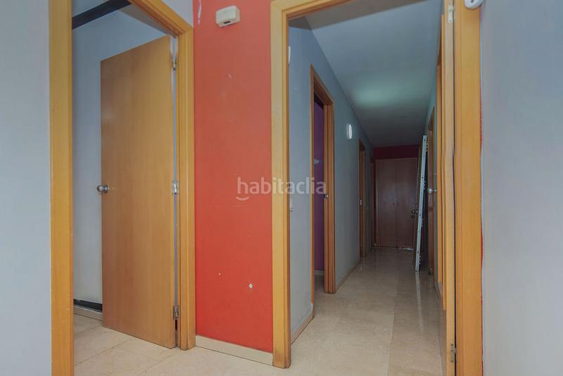 Foto 85668641-d48d-43f9-9249-dd09fe2ba482. Piso solvia inmobiliaria piso en Riera Cornellà de Llobregat
