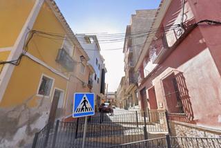 Chalet  C/ cuesta de la villa. Solvia inmobiliaria  casa cieza