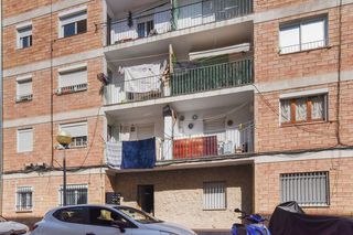 Etagenwohnung  Av nicaragua. Solvia inmobiliaria  piso olot