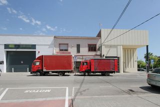 Local Comercial  C/ pontevedra. Solvia inmobiliaria  locales terrassa