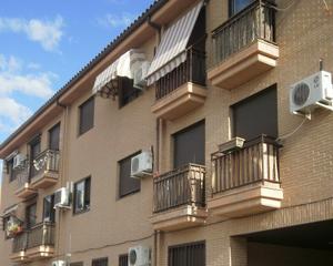 Flat  C/ madrid. Solvia inmobiliaria  piso mejorada del campo