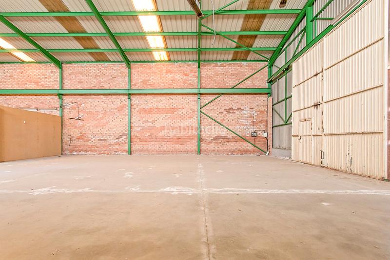 Foto 22e9365e-bd4e-422d-b444-6244162a2eb5. Capannone industriale in Congost-Santa Caterina Manresa