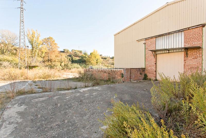 Foto 9ecbfddb-2c79-43a0-b1dd-dbd42deafdcd. Capannone industriale in Congost-Santa Caterina Manresa
