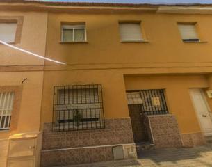 Chalet  C/ monturiol. Solvia inmobiliaria  casa cartagena