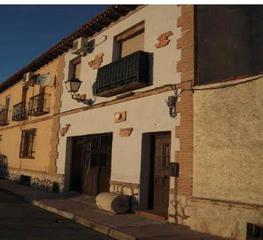 Casa aparellada  C/ la tejería. Solvia inmobiliaria  chalet adosado chinchón