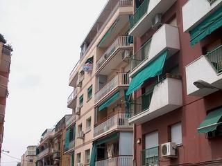 Appartement  C/ wagner badalona. Solvia inmobiliaria  piso badalona