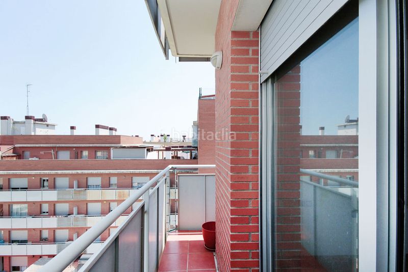 Foto 08a07029-a3a9-436d-a37d-a5ee50ab967c. Piso solvia inmobiliaria piso en Via Europa - Parc Central Mataró