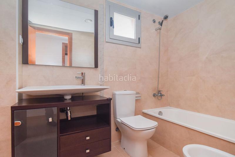Foto 1063df71-8add-4918-8ed3-f62ceab63f2c. Appartement avec piscine dans Via Europa - Parc Central Mataró
