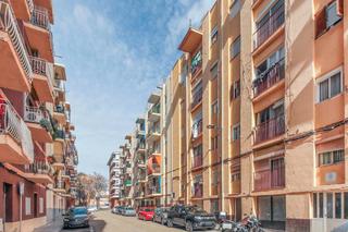 Pis  C/ pi i maragall. Solvia inmobiliaria  piso reus