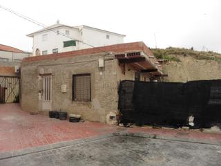 Casa aparellada  C/buero vallejo. Solvia inmobiliaria  chalet adosado lorquí