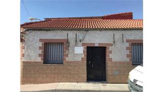 Xalet  C/cristobal colón. Solvia inmobiliaria  casa puertollano
