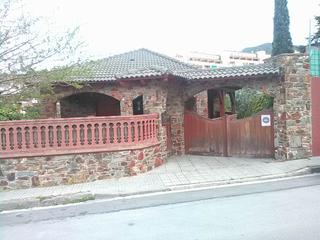 Chalet  C/ juan carlos i. Solvia inmobiliaria  chalet independiente montornès del vallès