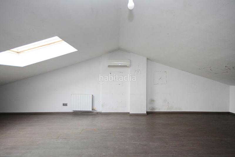 Foto 05430621-b0aa-44ef-9dff-d80b36b10eba. Maison jumelée avec chauffage piscine dans Can Franquesa Santa Coloma de Gramenet