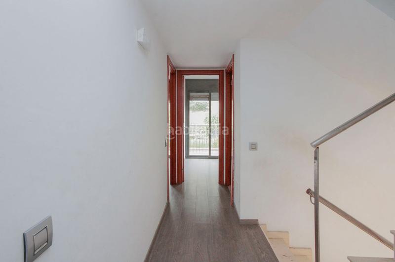 Foto 0c8dba21-7085-44e5-b6b4-165e74825fce. Maison jumelée avec chauffage piscine dans Can Franquesa Santa Coloma de Gramenet