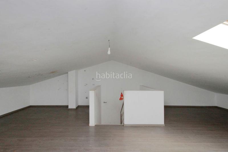 Foto 1511d3d0-e87a-45c3-9aa8-c9e9a44f2959. Maison jumelée avec chauffage piscine dans Can Franquesa Santa Coloma de Gramenet