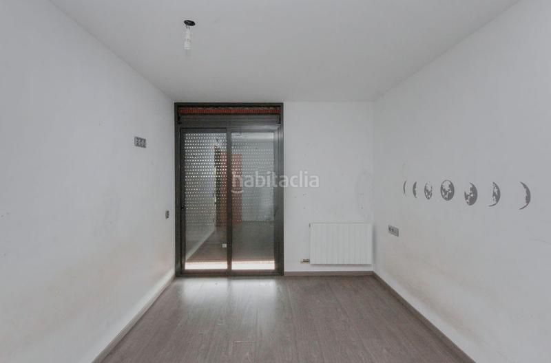 Foto 9d6f6c09-d11a-48fe-9bbf-18e808ea213e. Maison jumelée avec chauffage piscine dans Can Franquesa Santa Coloma de Gramenet