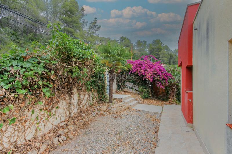 Foto d78f72b0-c901-4604-9044-74b5297ebe1c. Chalet solvia inmobiliaria chalet independiente urbanitzacio en Olivella