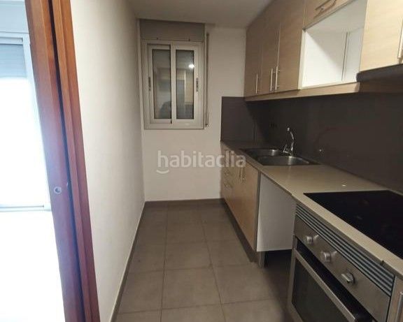 Foto e5f0af23-42fb-4c34-b2c5-3fbf36c65c03. Pis a Rocafonda Mataró