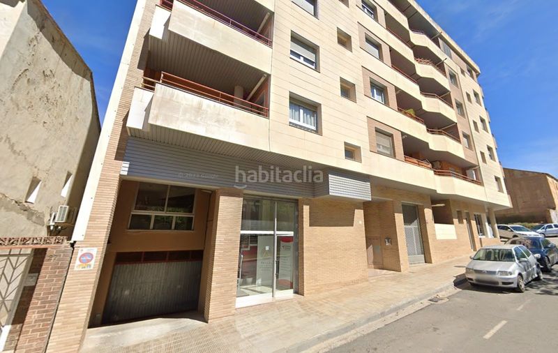 Foto 0fb7e4ad-e974-482f-ab49-71335e694c78. Aparcament cotxe a Almacelles